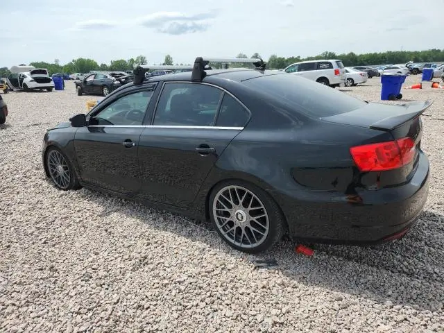 2013 VOLKSWAGEN JETTA SE  