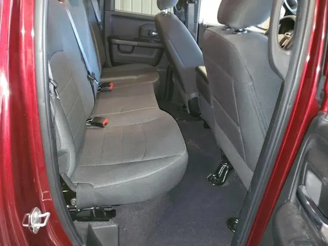 2023 RAM 1500 CLASSIC SLT  