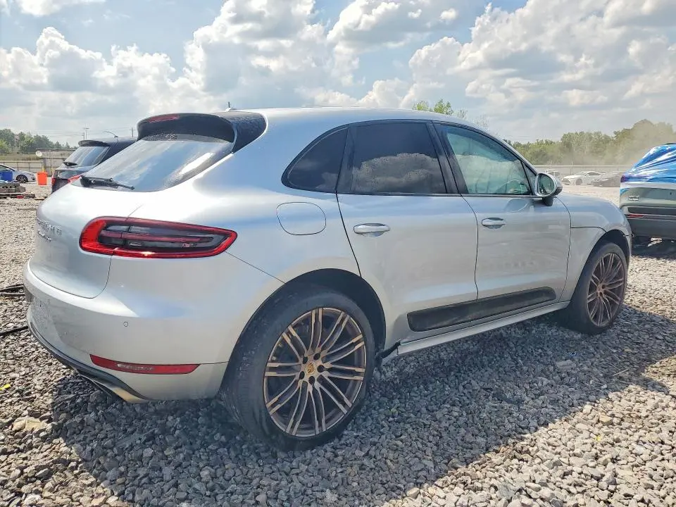 2015 PORSCHE MACAN TURBO  