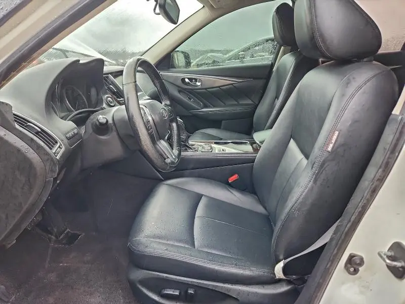 2018 INFINITI Q50 LUXE  