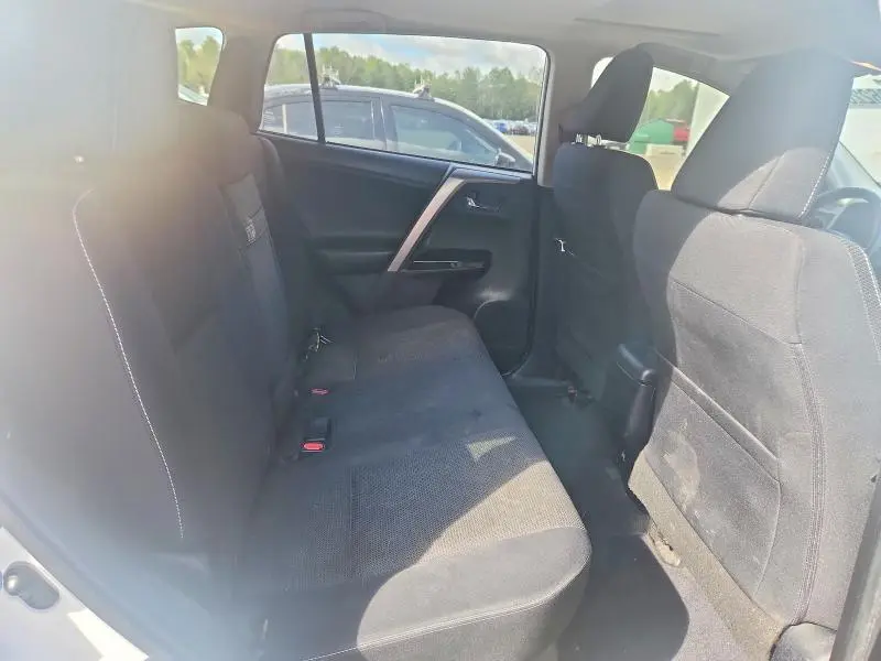 2018 TOYOTA RAV4 HV LE  