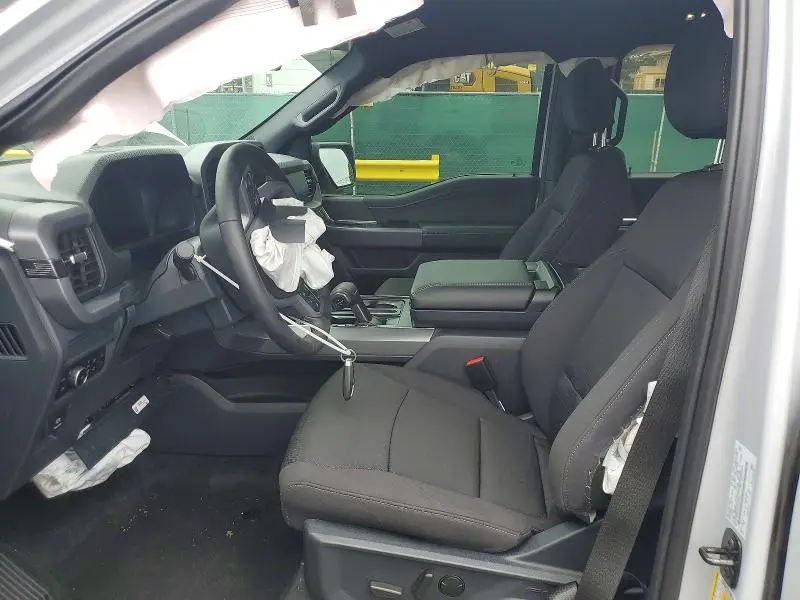 2025 FORD F150 XLT  