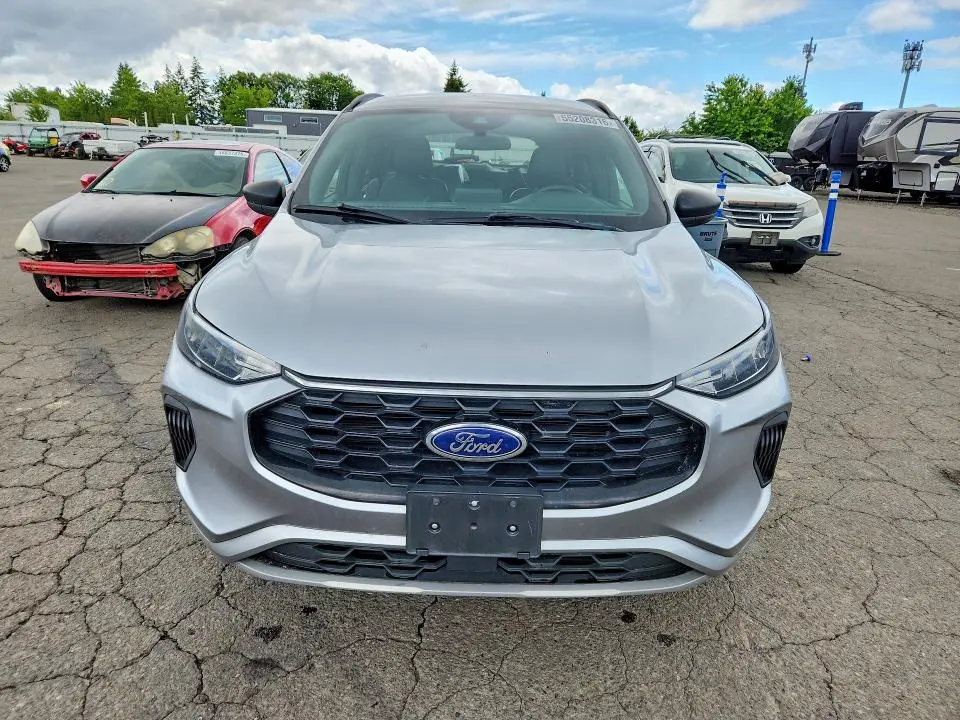 2023 FORD ESCAPE ST LINE  