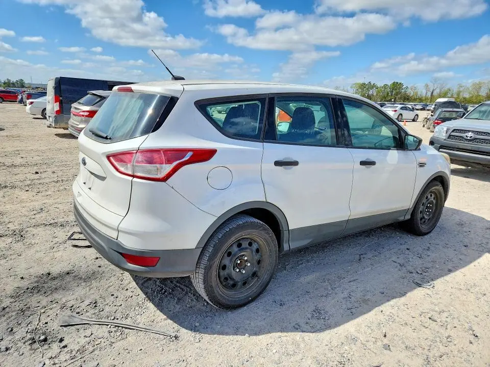2016 FORD ESCAPE S  