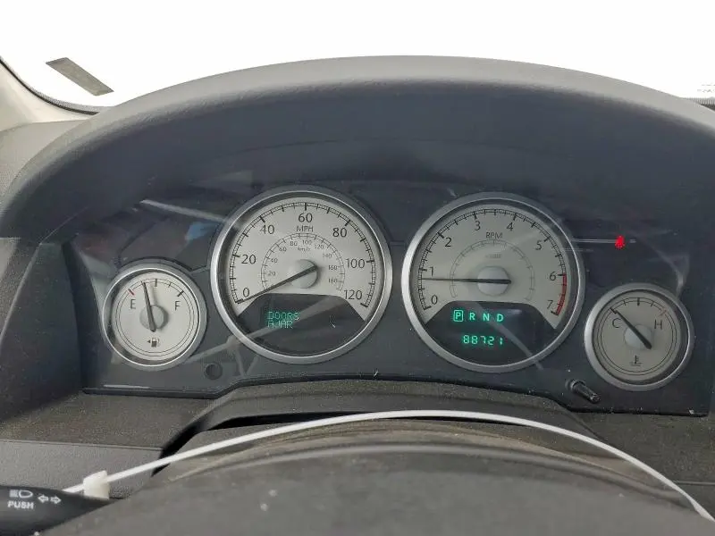 2010 CHRYSLER TOWN & COUNTRY TOURING PLUS  