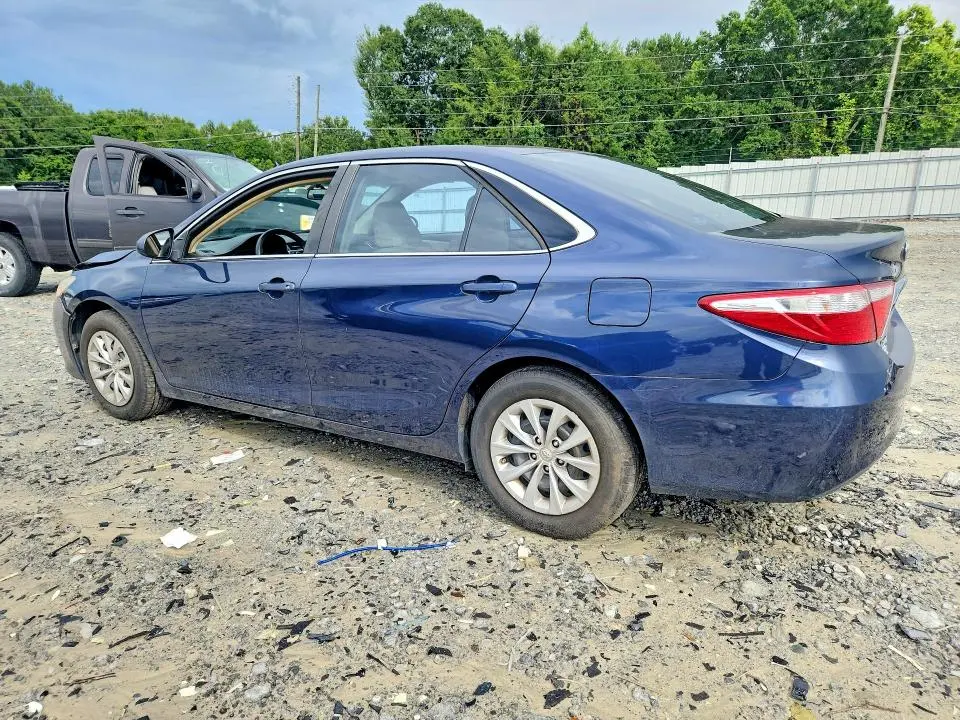2017 TOYOTA CAMRY LE  