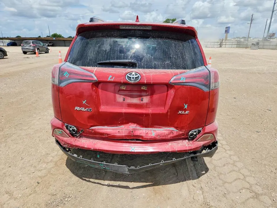 2016 TOYOTA RAV4 XLE  
