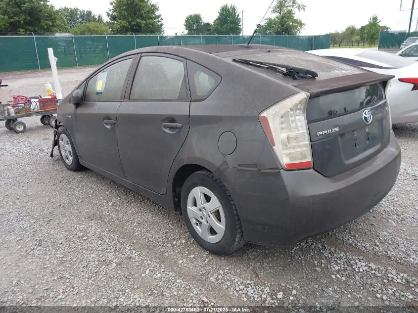2010 TOYOTA PRIUS III