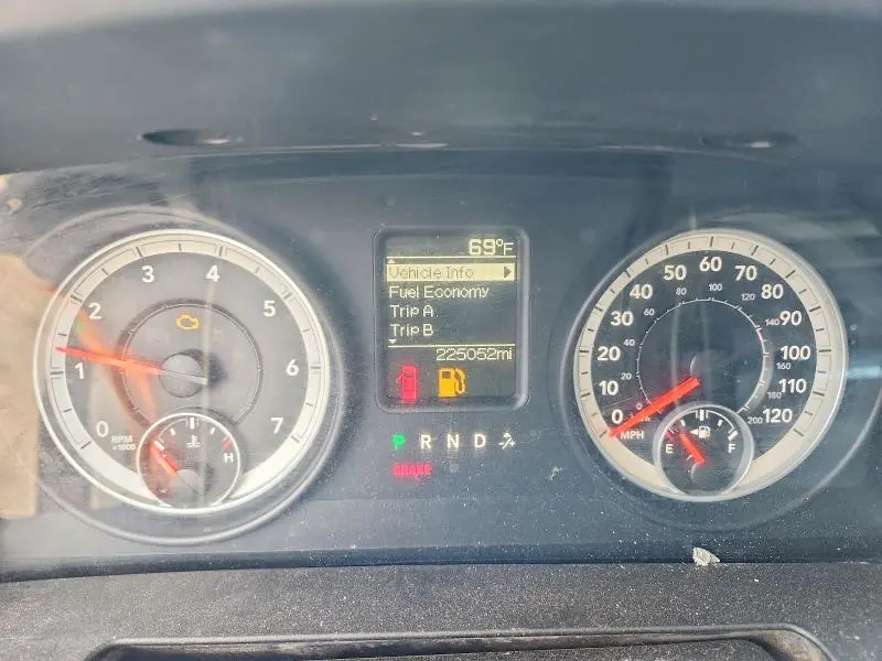 2013 RAM 1500 ST  