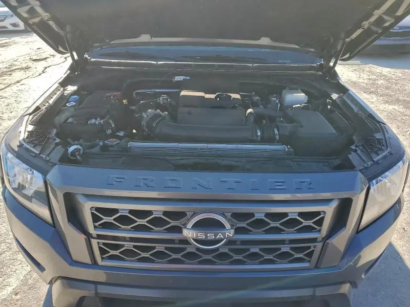 2024 NISSAN FRONTIER SV CREW CAB
