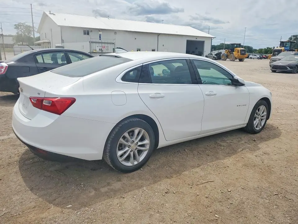 2017 CHEVROLET MALIBU LT  