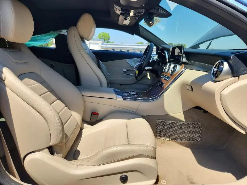 2019 MERCEDES-BENZ C 300  