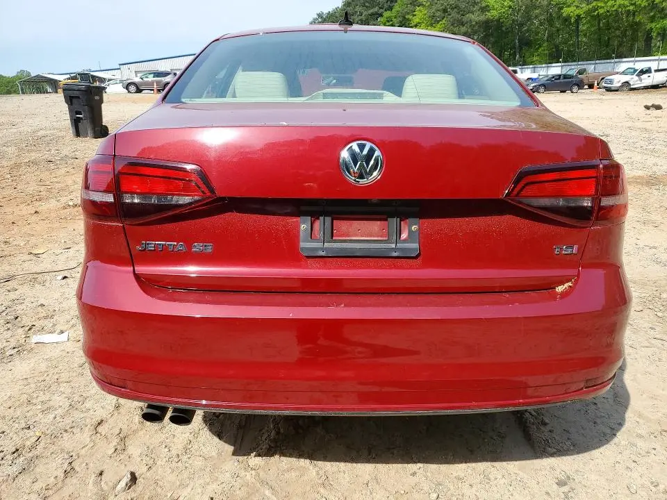 2018 VOLKSWAGEN JETTA SE  