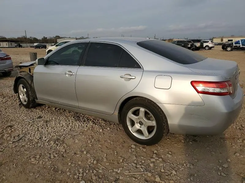 2010 TOYOTA CAMRY LE  