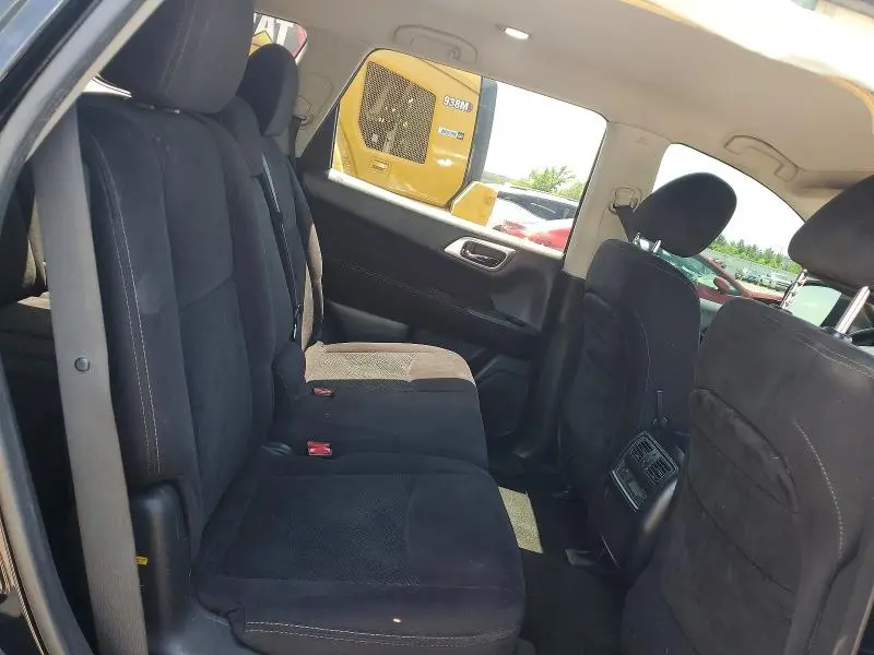 2013 NISSAN PATHFINDER S  