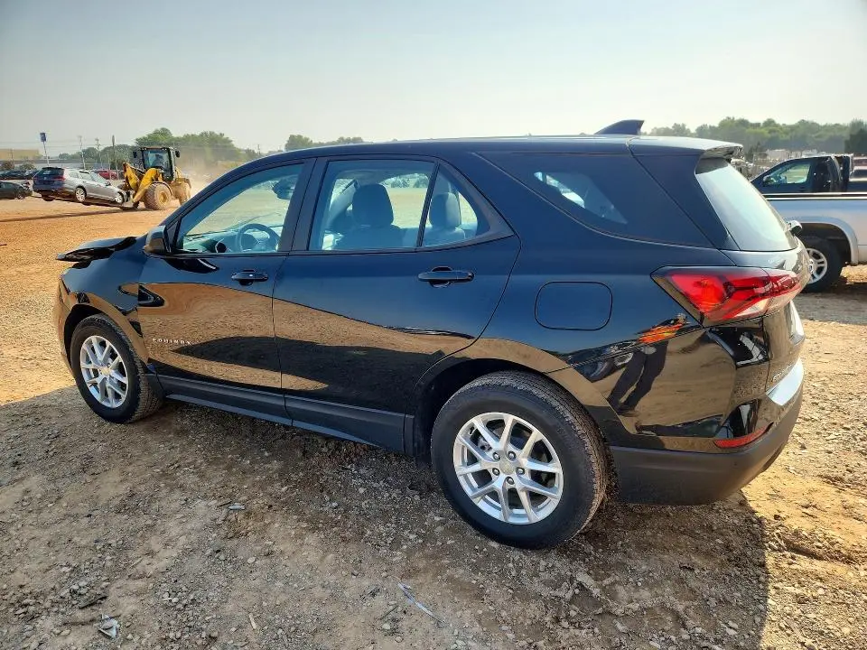 2022 CHEVROLET EQUINOX LS  