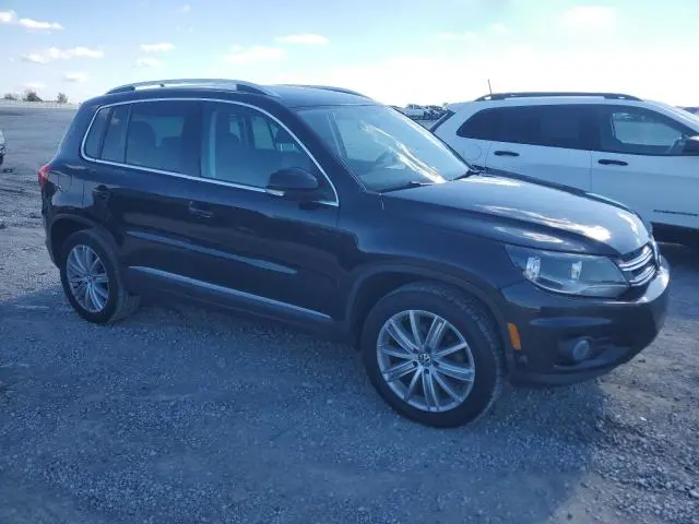 2012 VOLKSWAGEN TIGUAN S  