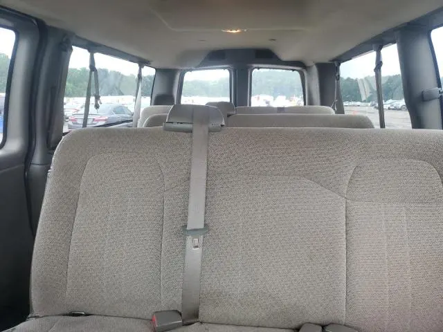 2016 CHEVROLET EXPRESS G3500 LT  