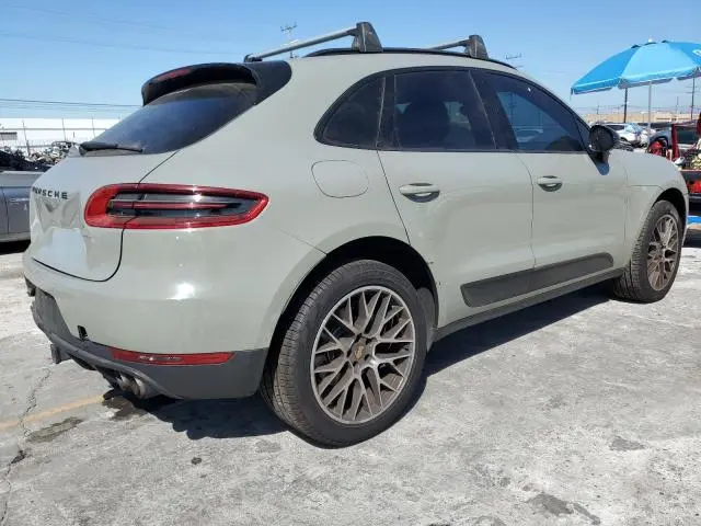 2017 PORSCHE MACAN   