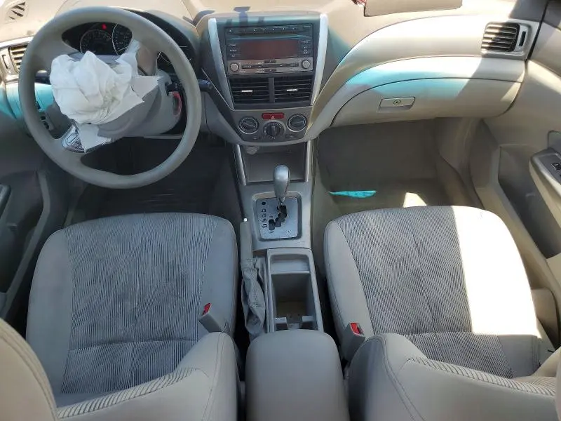 2010 SUBARU FORESTER XS  