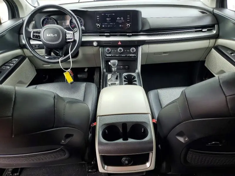 2022 KIA CARNIVAL LX  