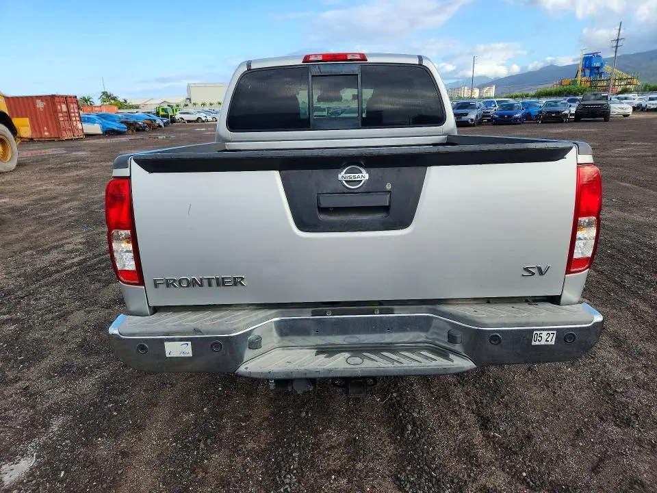 2014 NISSAN FRONTIER S  
