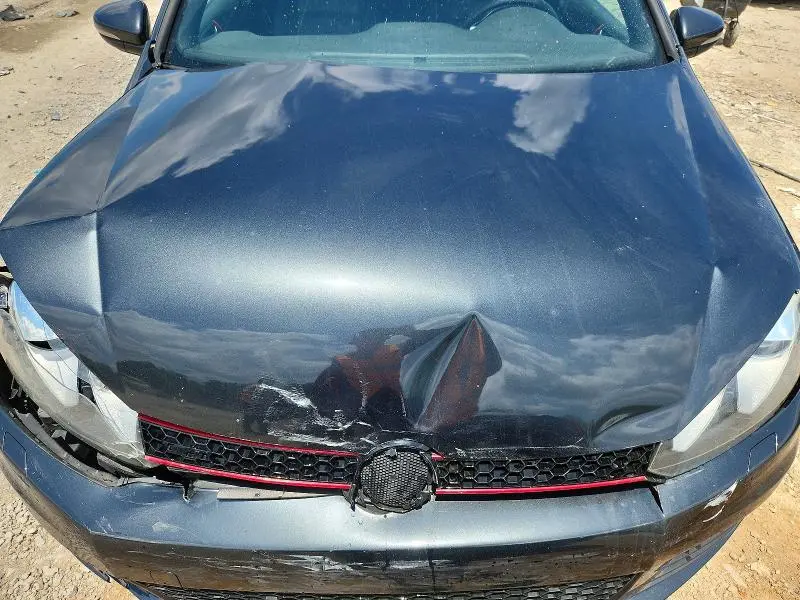 2014 VOLKSWAGEN GTI   