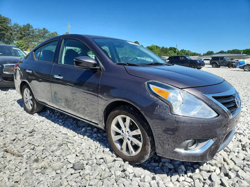 2015 NISSAN VERSA 1.6 SL  