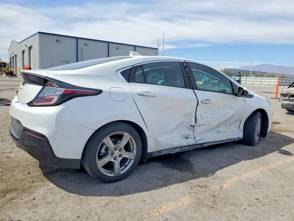 2017 CHEVROLET VOLT LT  
