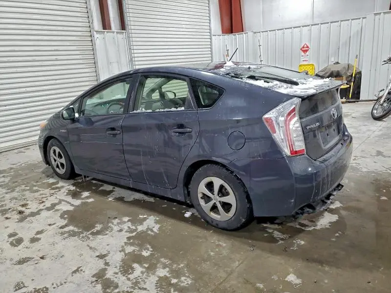 2015 TOYOTA PRIUS   