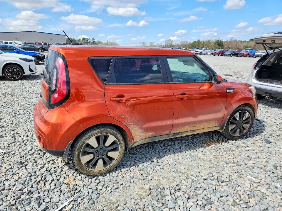 2019 KIA SOUL +  