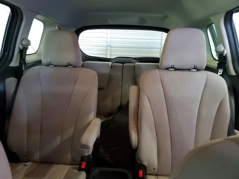 2012 MAZDA 5   