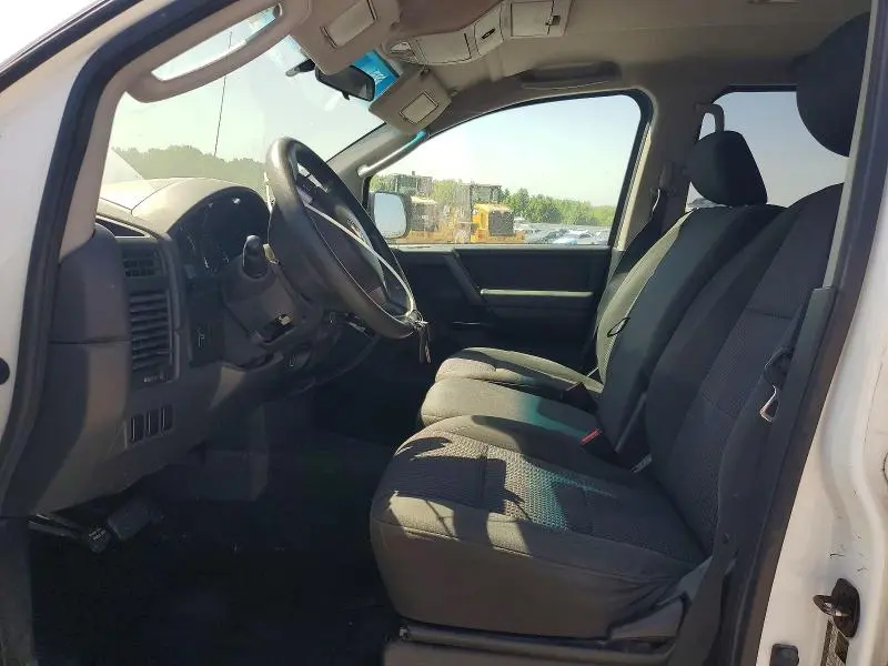 2011 NISSAN TITAN S  