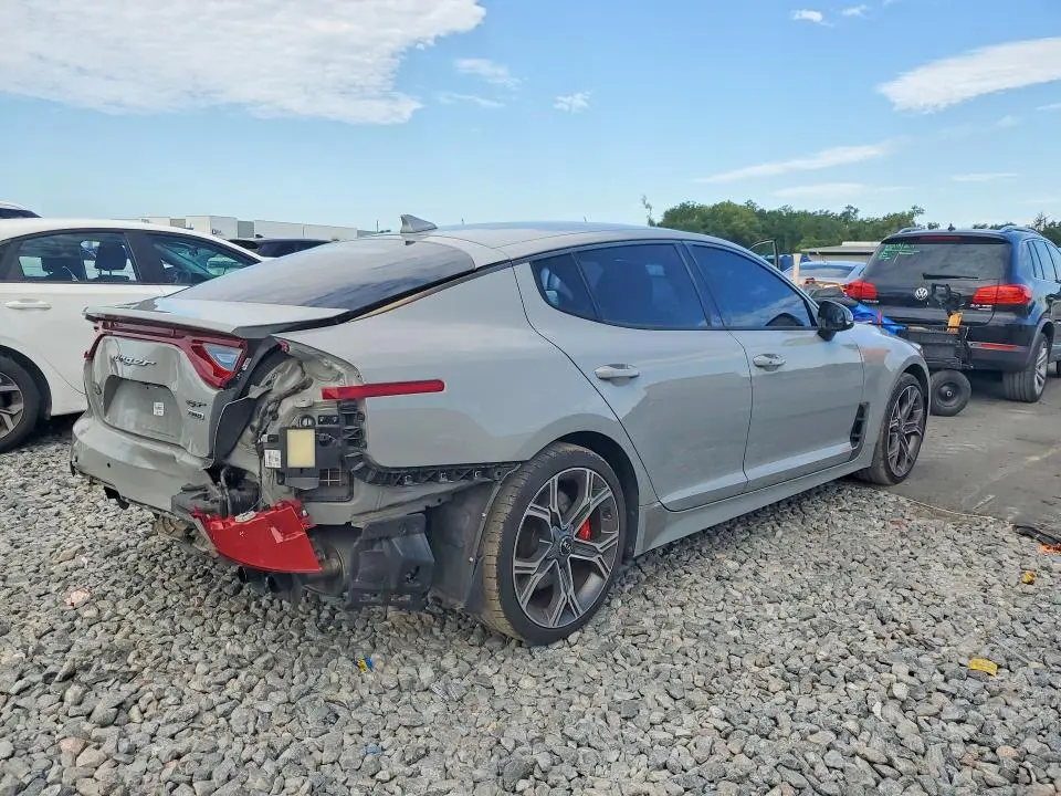 2021 KIA STINGER GT  