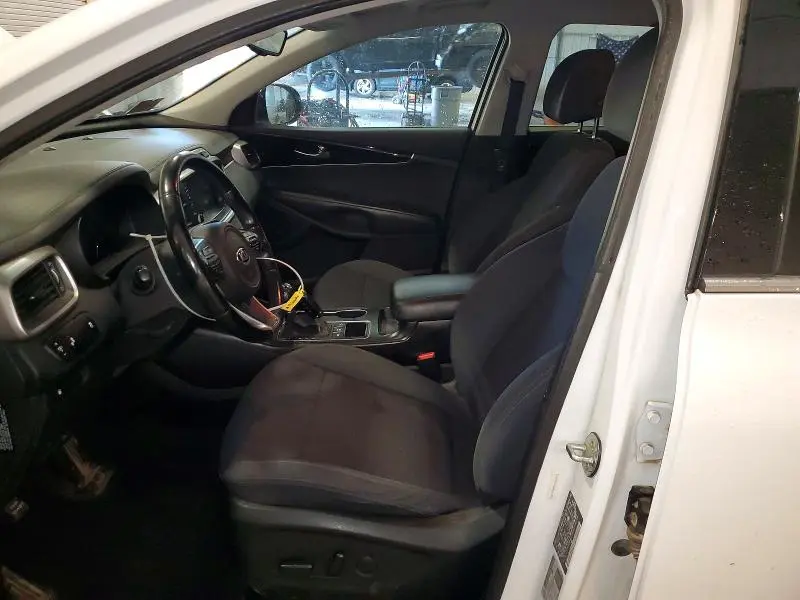2017 KIA SORENTO LX V6  