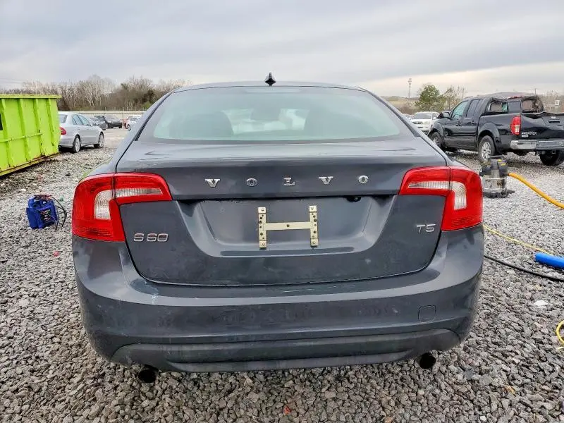 2012 VOLVO S60 T5  