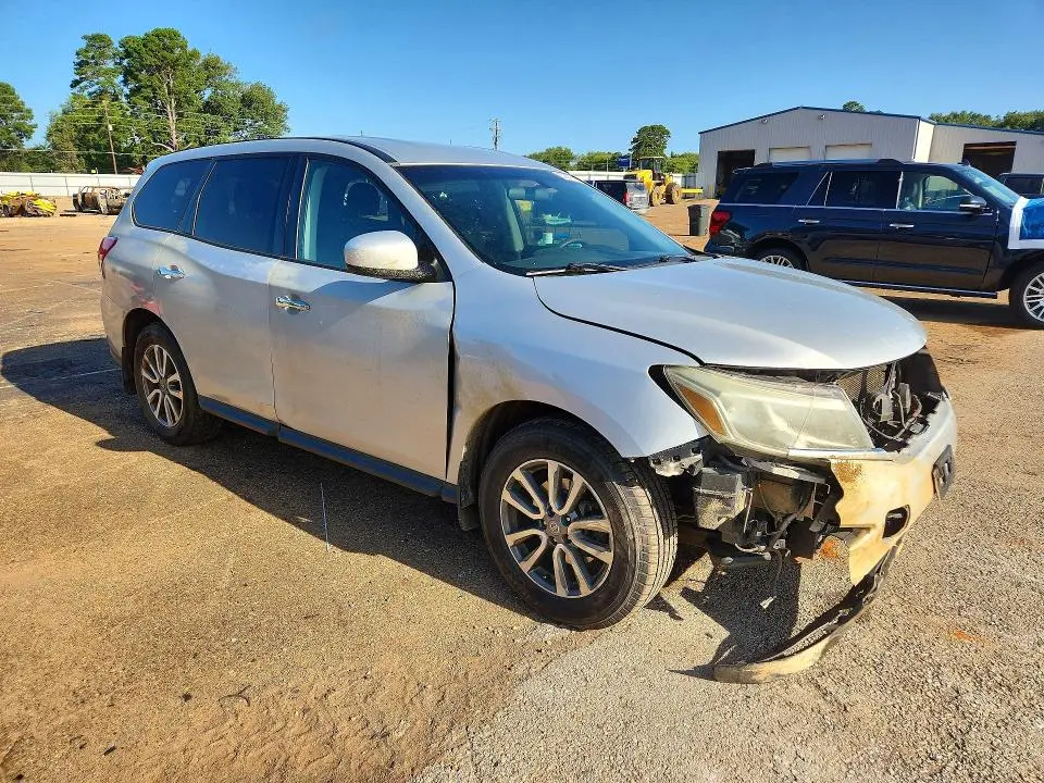 2015 NISSAN PATHFINDER S  