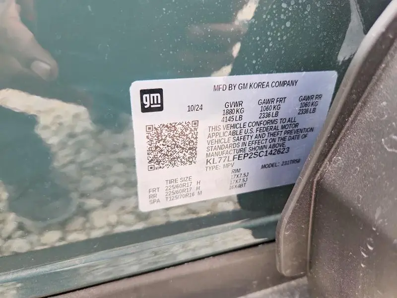 2025 CHEVROLET TRAX LS  