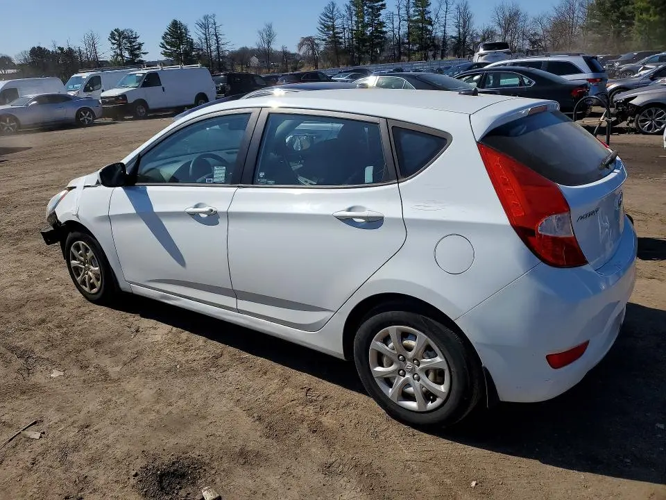 2013 HYUNDAI ACCENT GS  