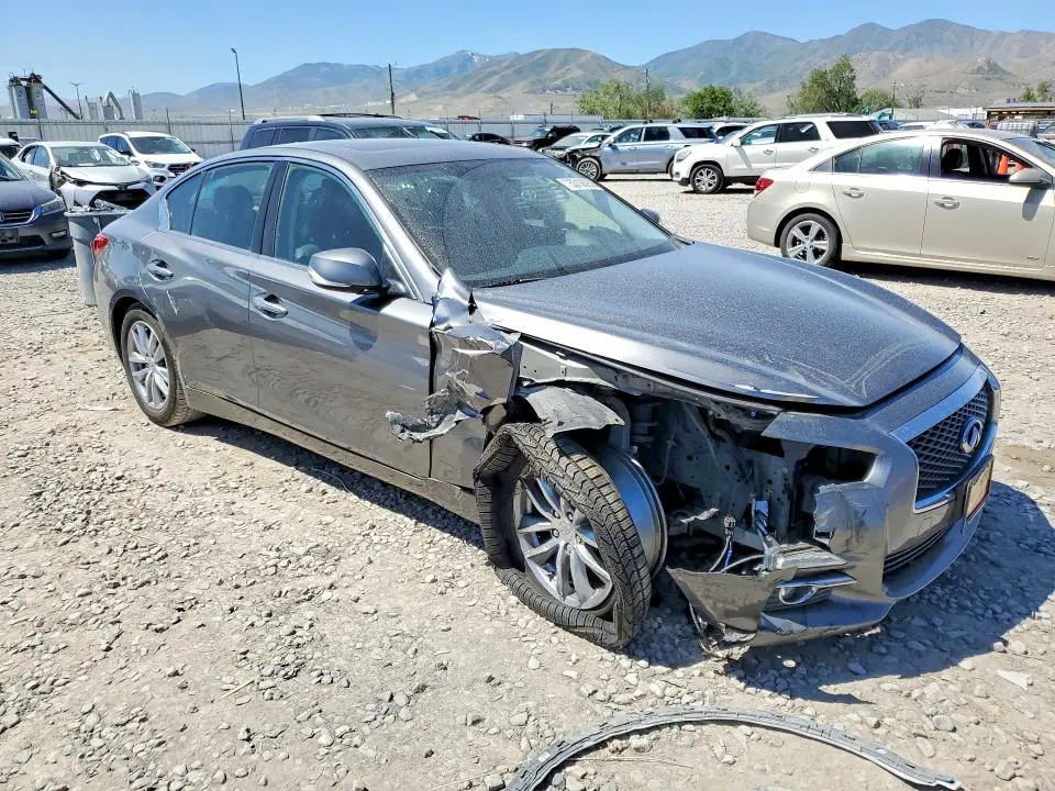 2015 INFINITI Q50 PREMIUM  