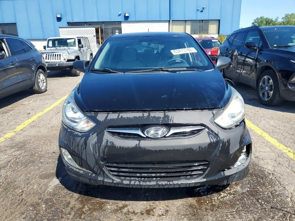 2012 HYUNDAI ACCENT SE  
