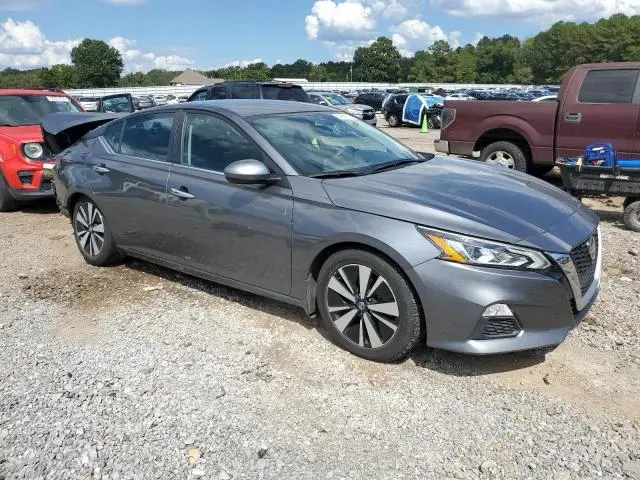 2021 NISSAN ALTIMA SV  