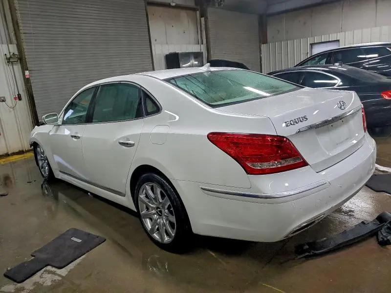 2011 HYUNDAI EQUUS SIGNATURE  