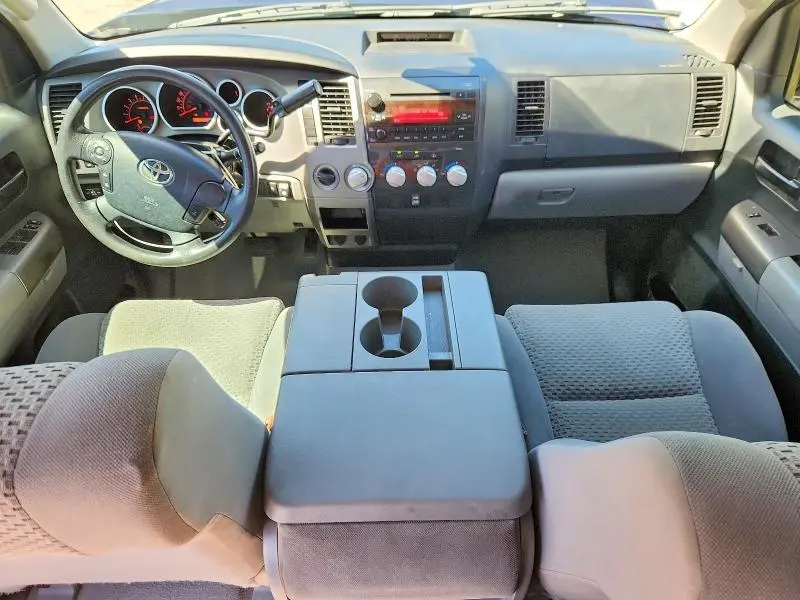 2011 TOYOTA TUNDRA CREWMAX SR5  