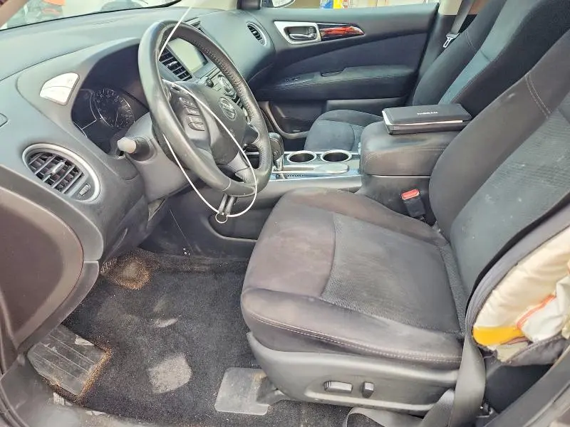 2016 NISSAN PATHFINDER SV  