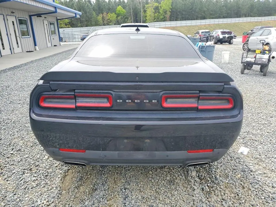 2017 DODGE CHALLENGER SXT  