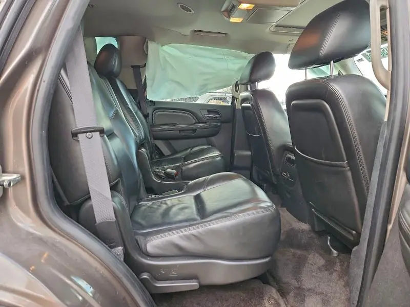 2011 GMC YUKON DENALI  