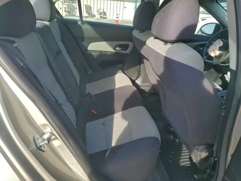 2013 CHEVROLET CRUZE LS  