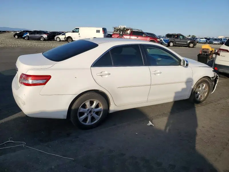 2011 TOYOTA CAMRY BASE  