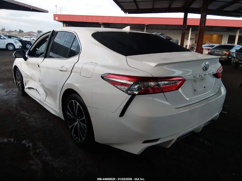 2019 TOYOTA CAMRY SE